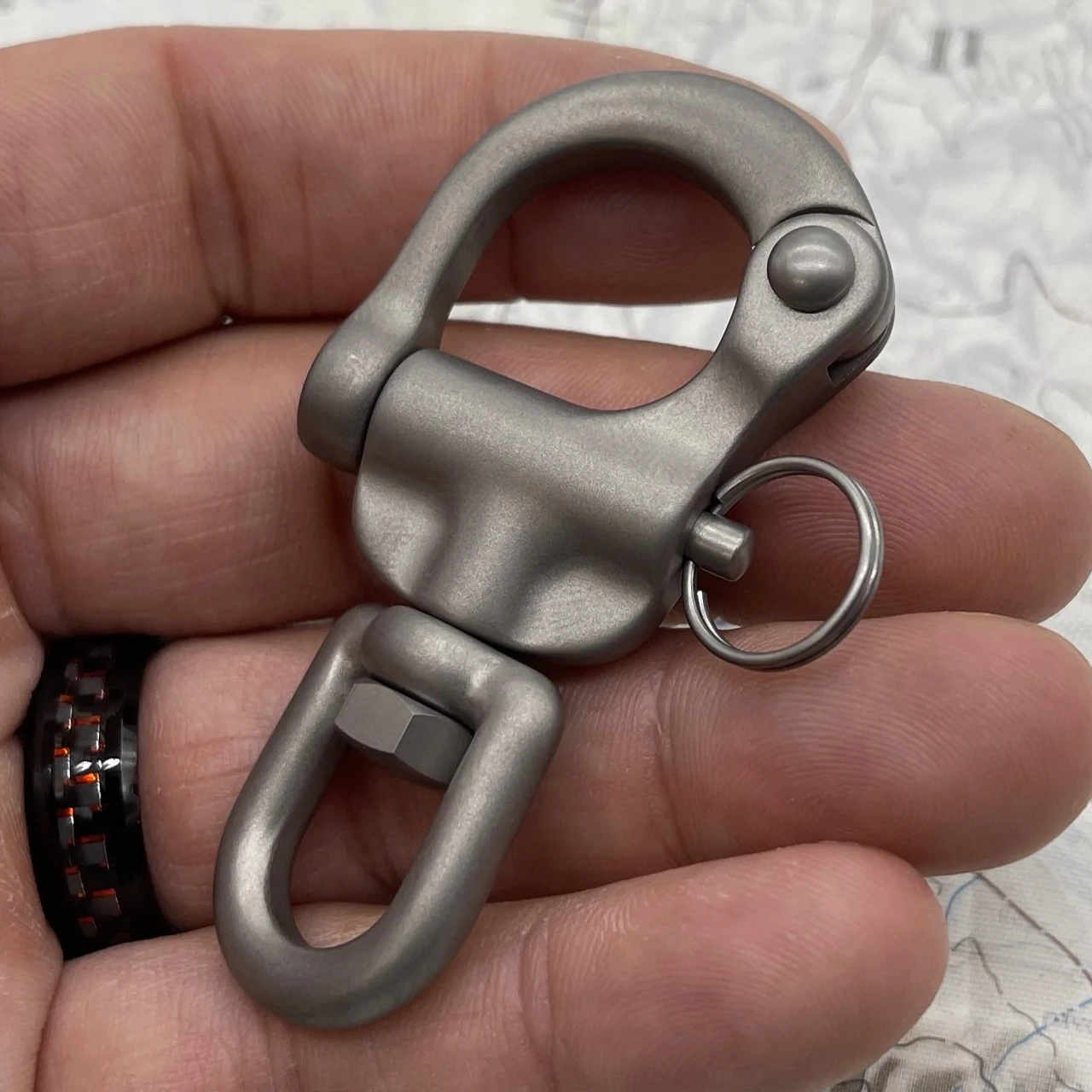 Maratac Titanium Quick Release Snap Shackle 6 Maratac Titanium Quick Release Snap Shackle - Image 6