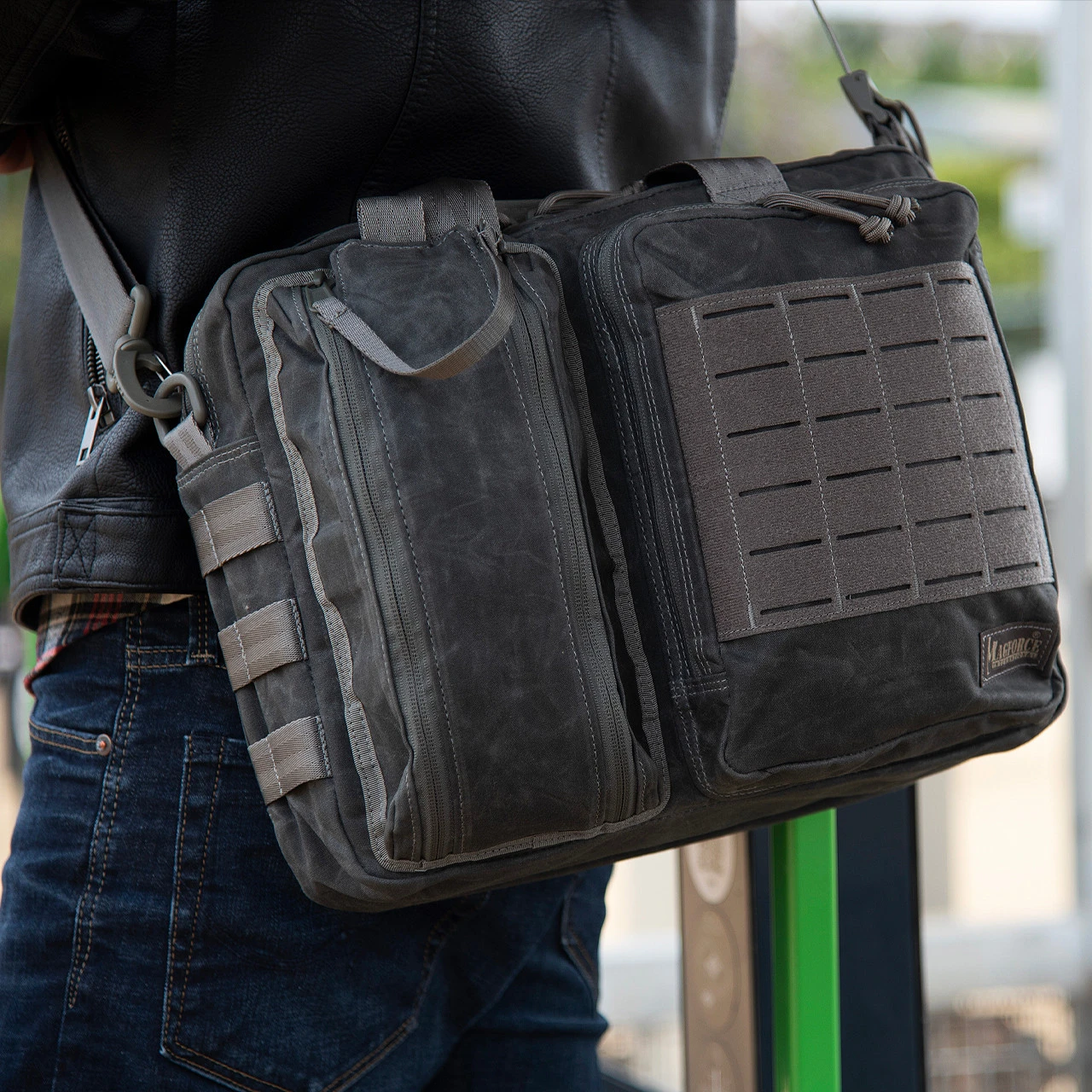 Magforce Recruit Briefcase Waxed Canvas 11 Magforce Recruit Briefcase Waxed Canvas - Image 11