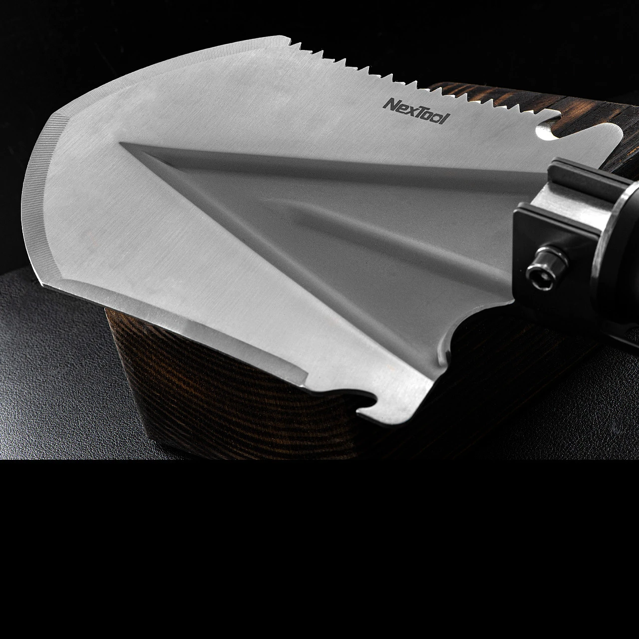 Nextool Folding Shovel 5 Nextool Folding Shovel - Image 5