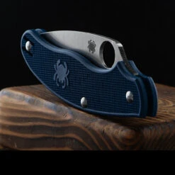Best Seller 5 Spyderco UK Penknife Lightweight Dark Blue CPM SPY27