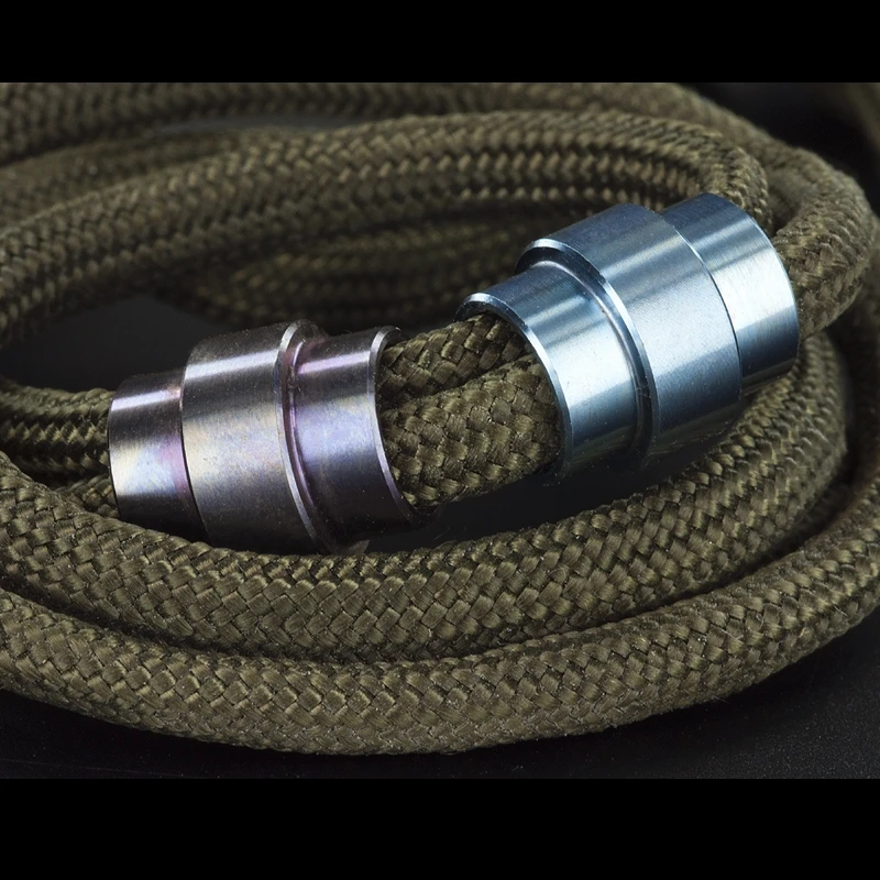 Flytanium Paramilitary 2 Lanyard Tube 3 Flytanium Paramilitary 2 Lanyard Tube - Image 3