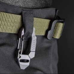 MecArmy FL10 Carabiner Light -Outdoor Equipment Store mec fl10det8 78908.1587408614