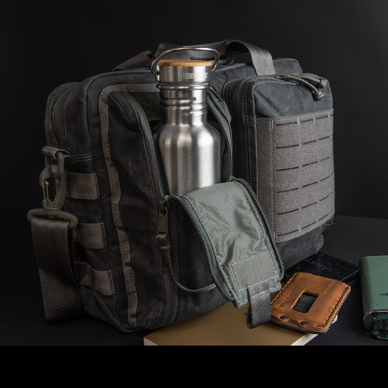 Magforce Recruit Briefcase Waxed Canvas 9 Magforce Recruit Briefcase Waxed Canvas - Image 9