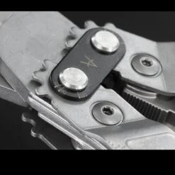 SOG Power Access Deluxe 16 SOG Power Access Deluxe -Outdoor Equipment Store sog pa2001 cpdet7 75243.1693491224